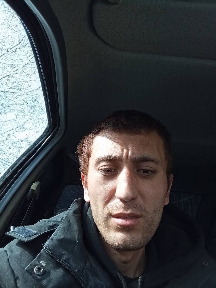  53642637  Beka, 32 ,    