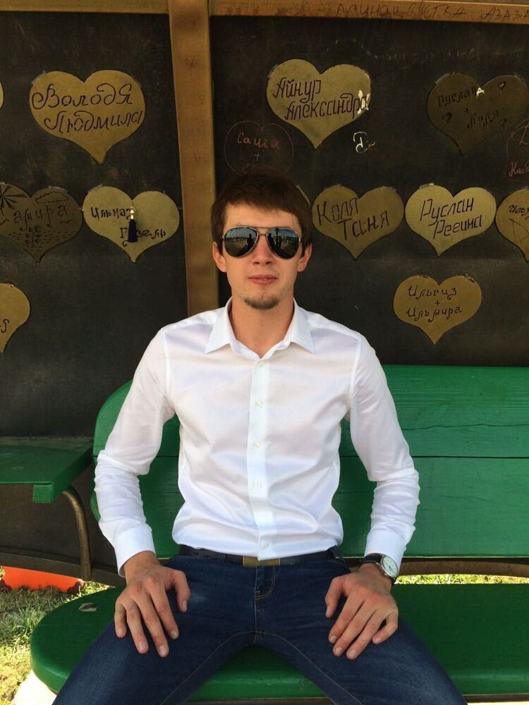 ���� 30486747 ������� �����, 32 ����, ���� ���������� � ������������