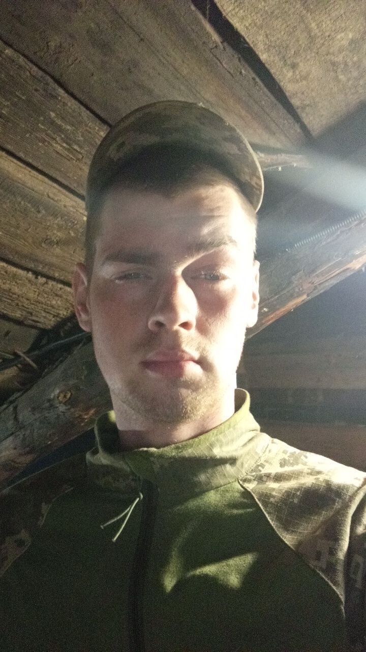  22766917  , 37 ,    