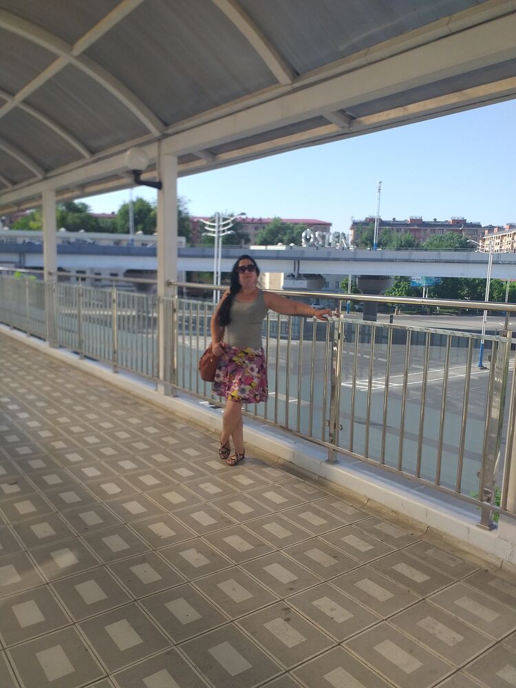  23804317  Irina, 48 ,    
