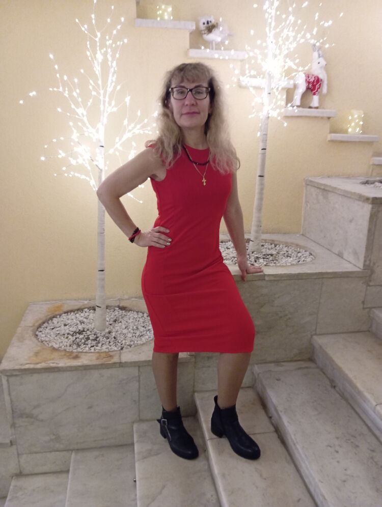  52493097  , 49 ,    --