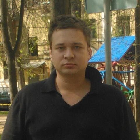  4440087  Paul, 46 ,    