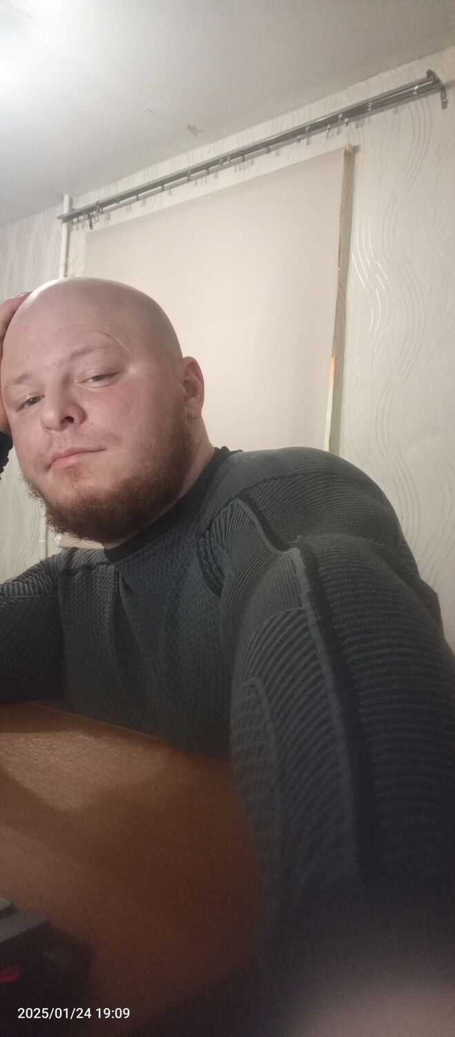  52311017  Sergey, 32 ,    