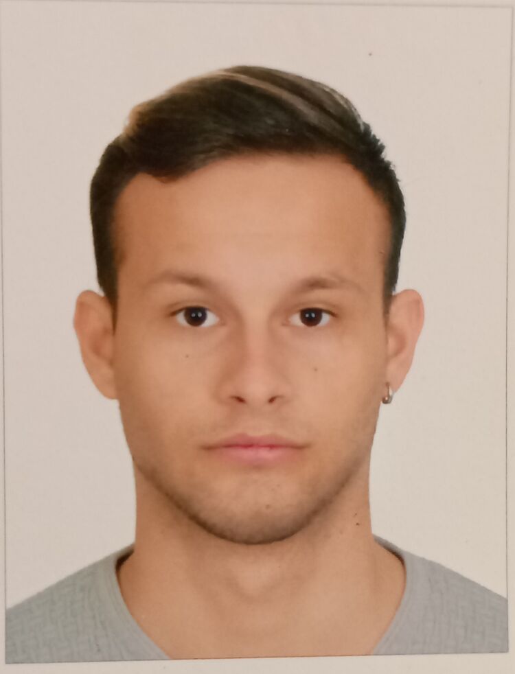  39061667  , 24 ,    