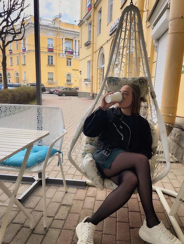  27091047  , 29 ,    -