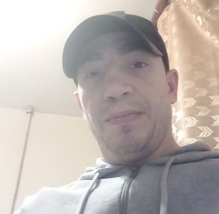  49611637  , 36 ,    