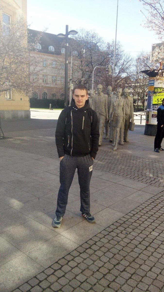 ���� 10714347 ������� �����, 32 ����, ���� ���������� � �����������