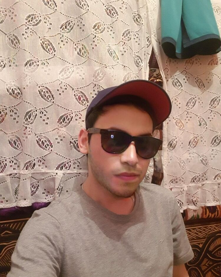  15696917  , 38 ,    