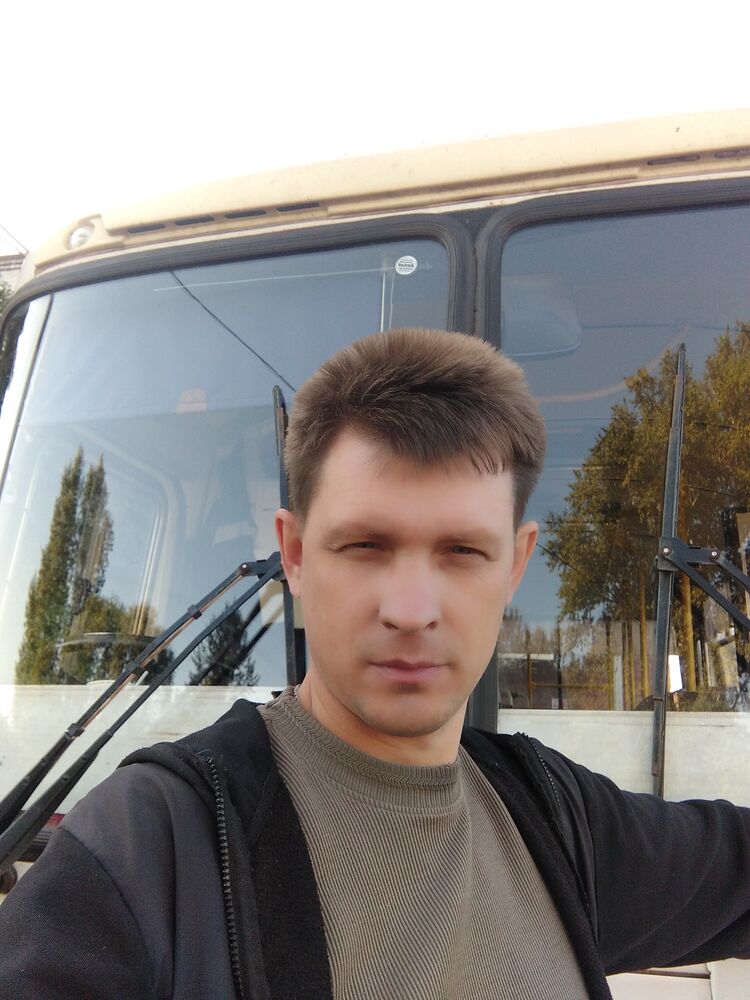  48608437  , 49 ,    
