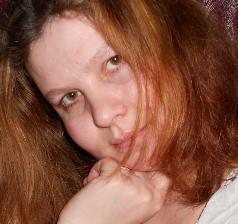 4471007  ANNA, 40 ,    