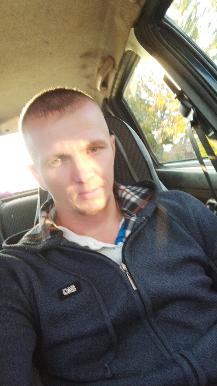  ,   Sergey, 38 ,   ,   