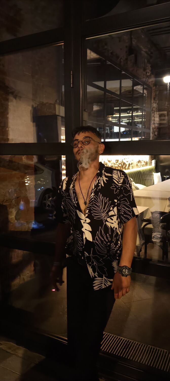  45421237  Baris, 30 ,    