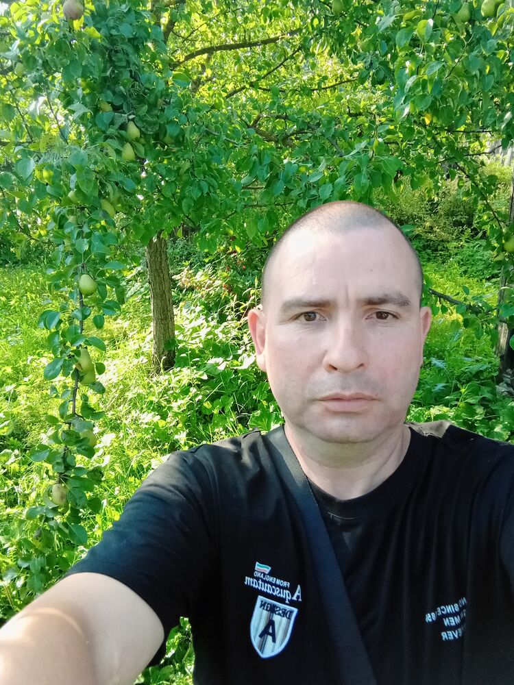  36604117  , 42 ,    