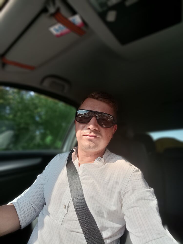  -,   Denis, 36 ,   ,   , c 