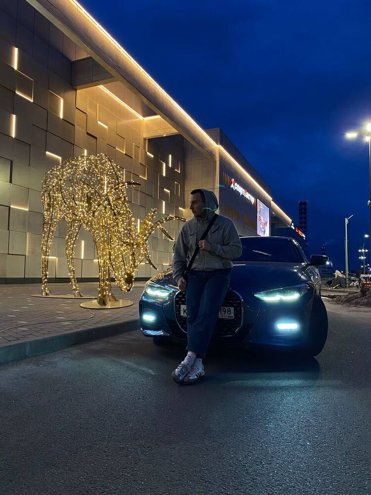  43440647  , 20 ,    -