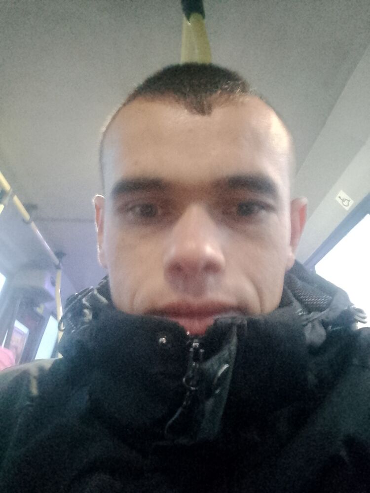  47762587  , 32 ,    