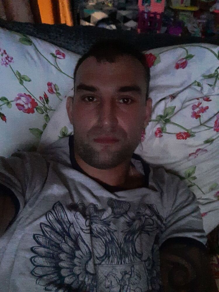 31638877  , 40 ,    