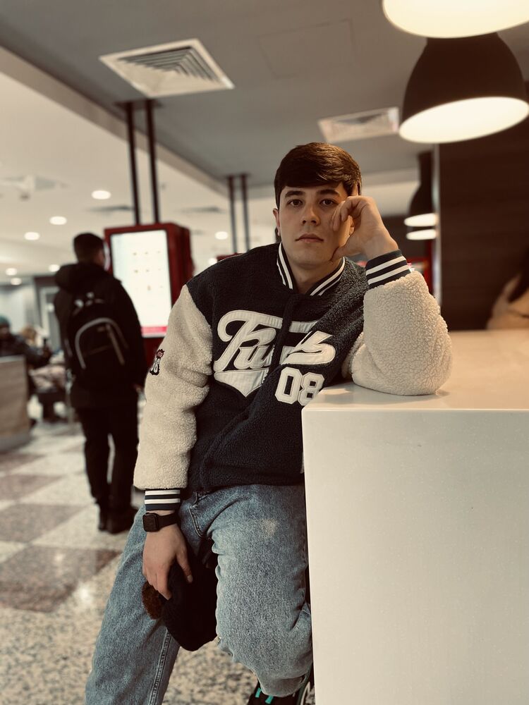  ,   Maxs, 25 ,   c 