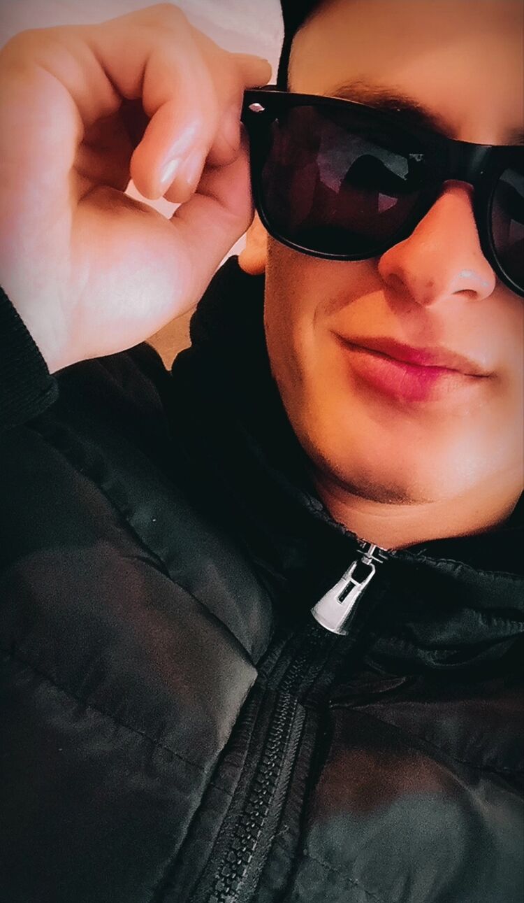  Beroun,   Artur, 25 ,   ,   