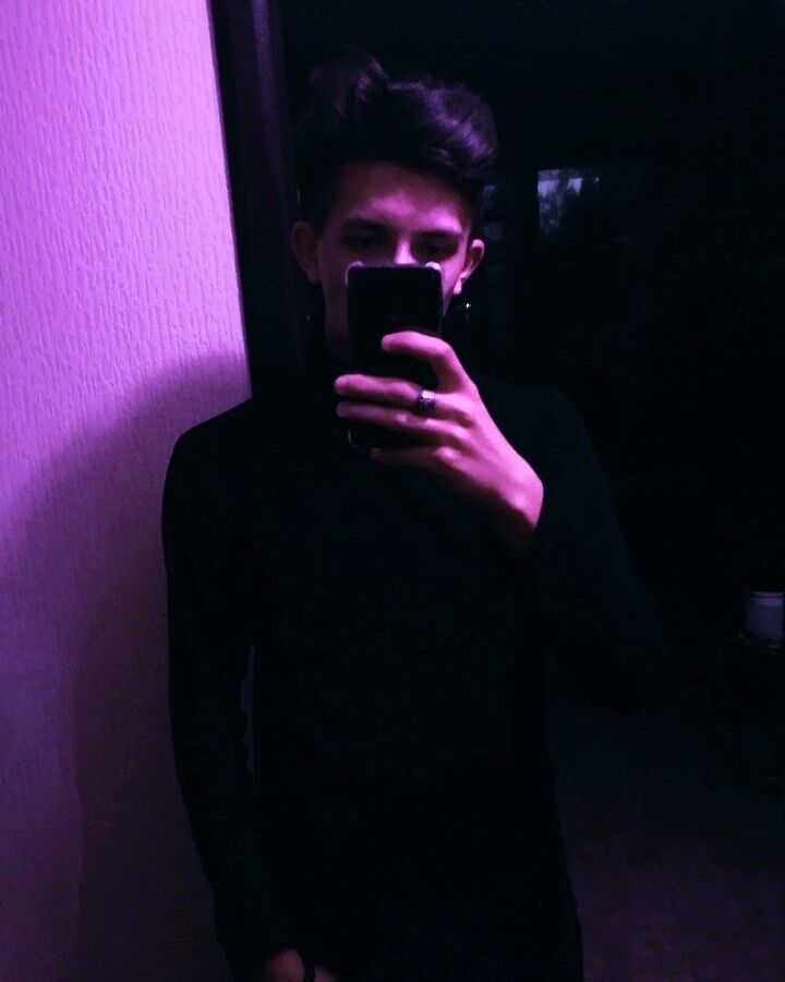  17822717  , 24 ,    
