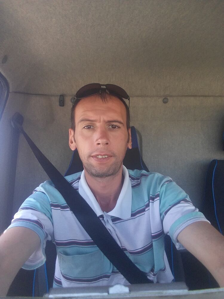  25104837  , 39 ,    