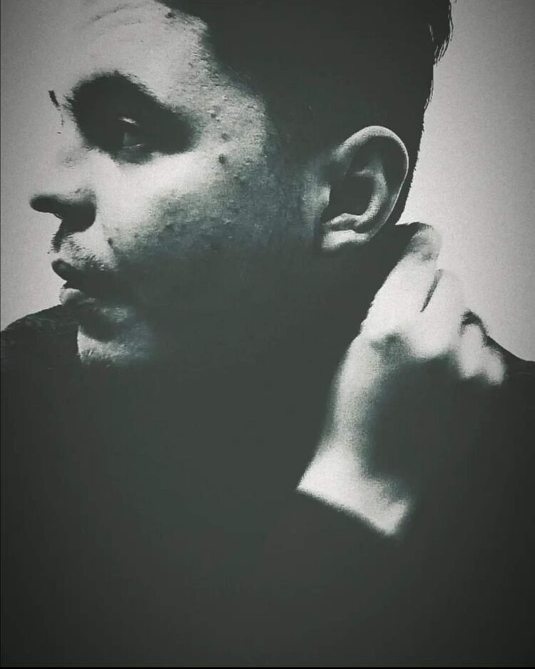  ,   Stanislav, 28 ,   ,   , c , 