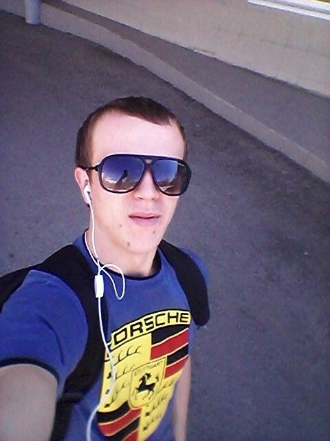  ,   Sergej, 25 ,   ,   , c 