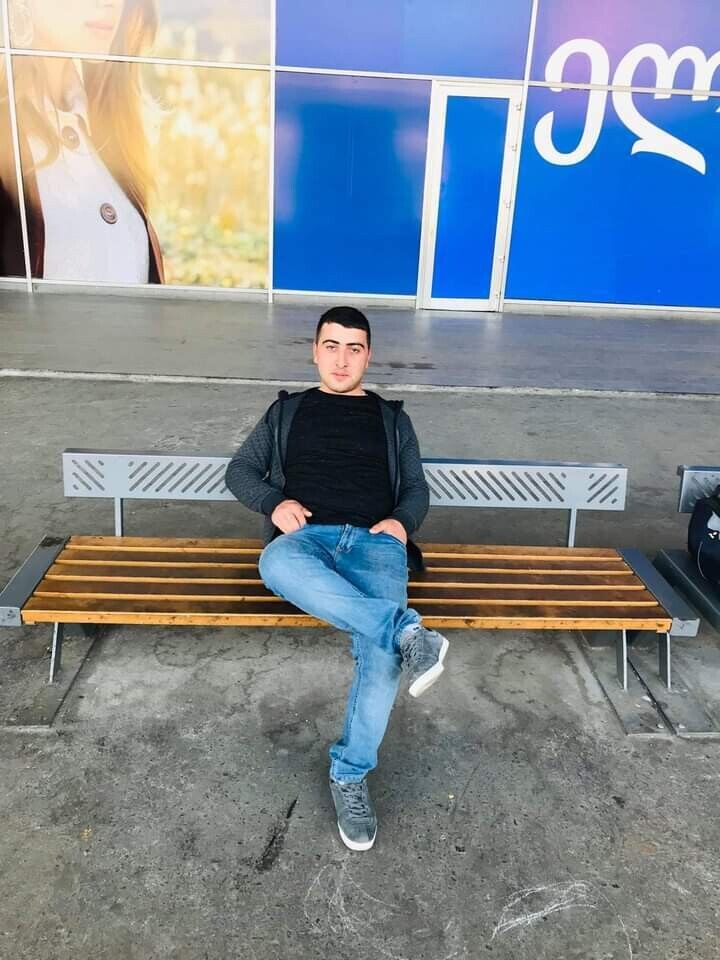  20952567  Beqa, 27 ,    