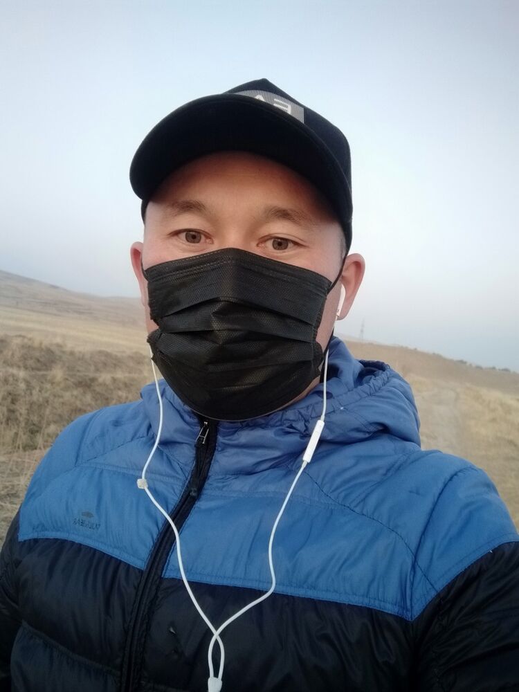  18610847  , 33 ,    -