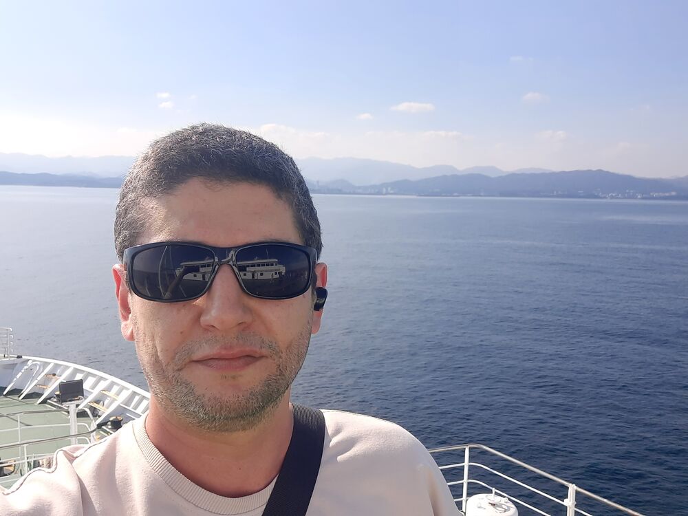  39420227  Alisher, 39 ,    Taejon