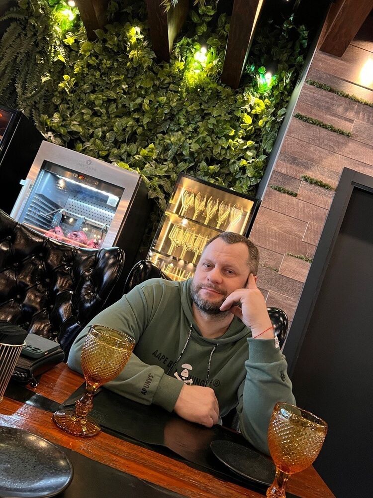  44402097  , 48 ,    