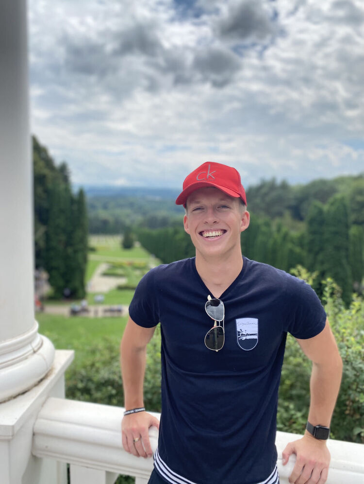  32846667  , 24 ,    -