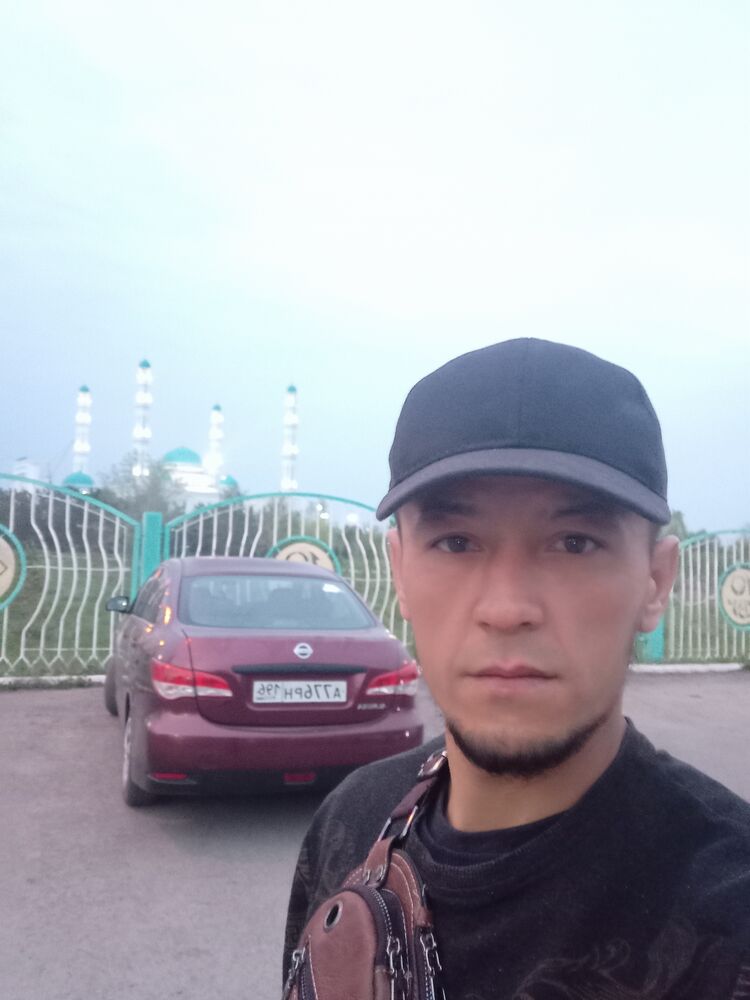  ,   Ilhom, 36 ,  