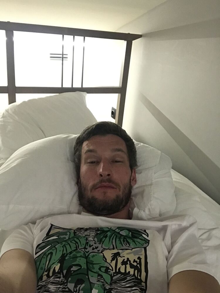  43935257  , 38 ,    