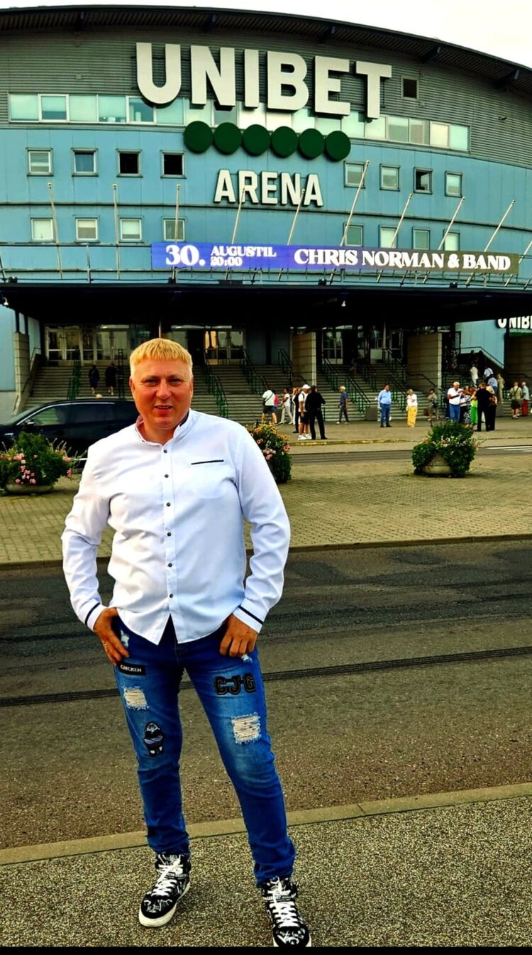  46610057  Aleksandr, 49 ,    