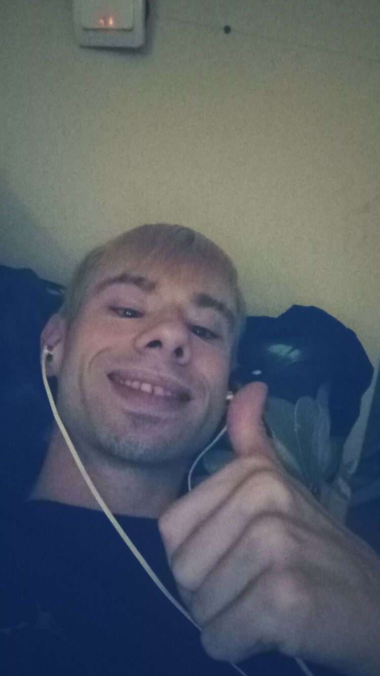  30246367  Garry, 36 ,    