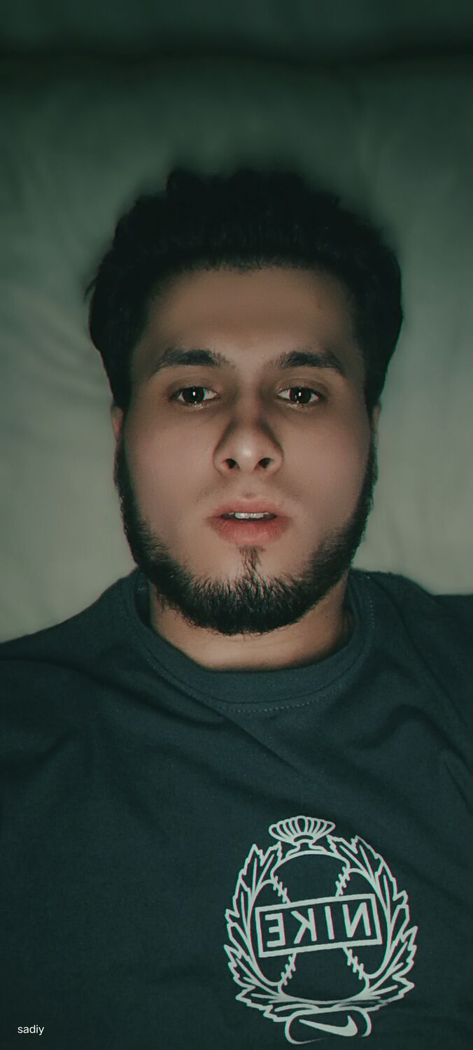  43148637  Abu vlogs, 27 ,    