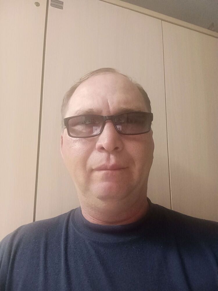  52778217  Denis, 45 ,    