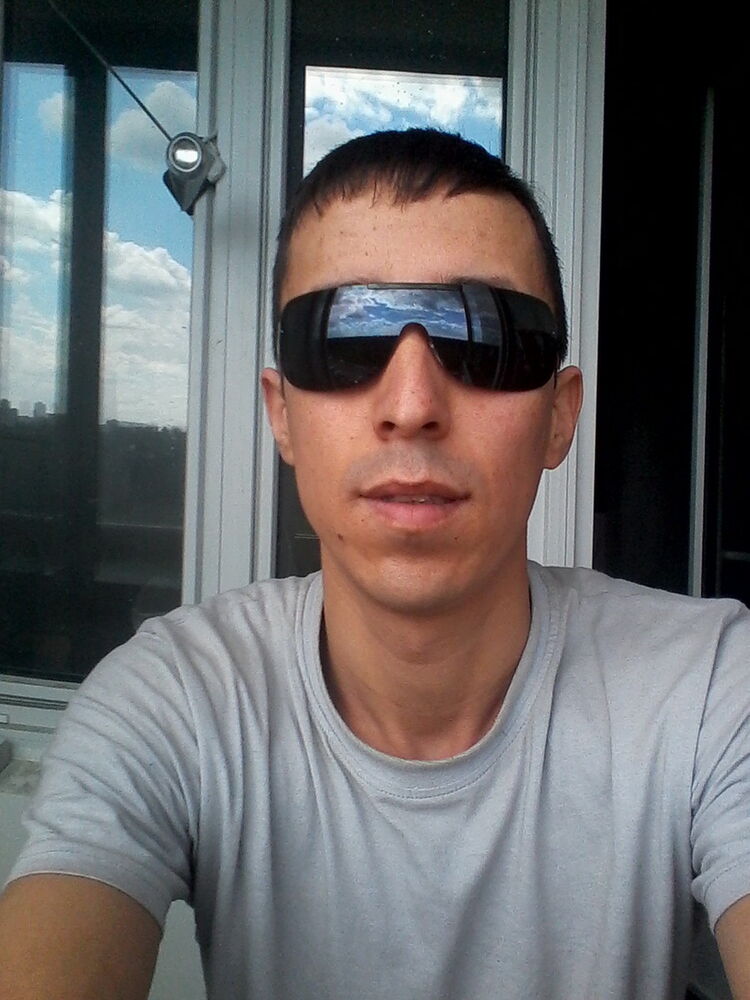  ,   Islom, 32 ,   