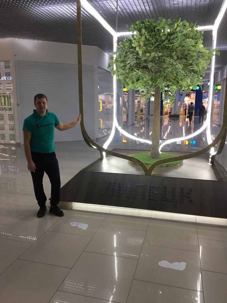  18282527  , 39 ,    