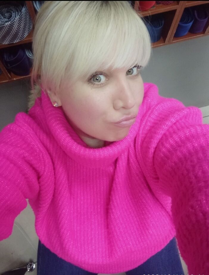  53491387  LUNA, 46 ,    