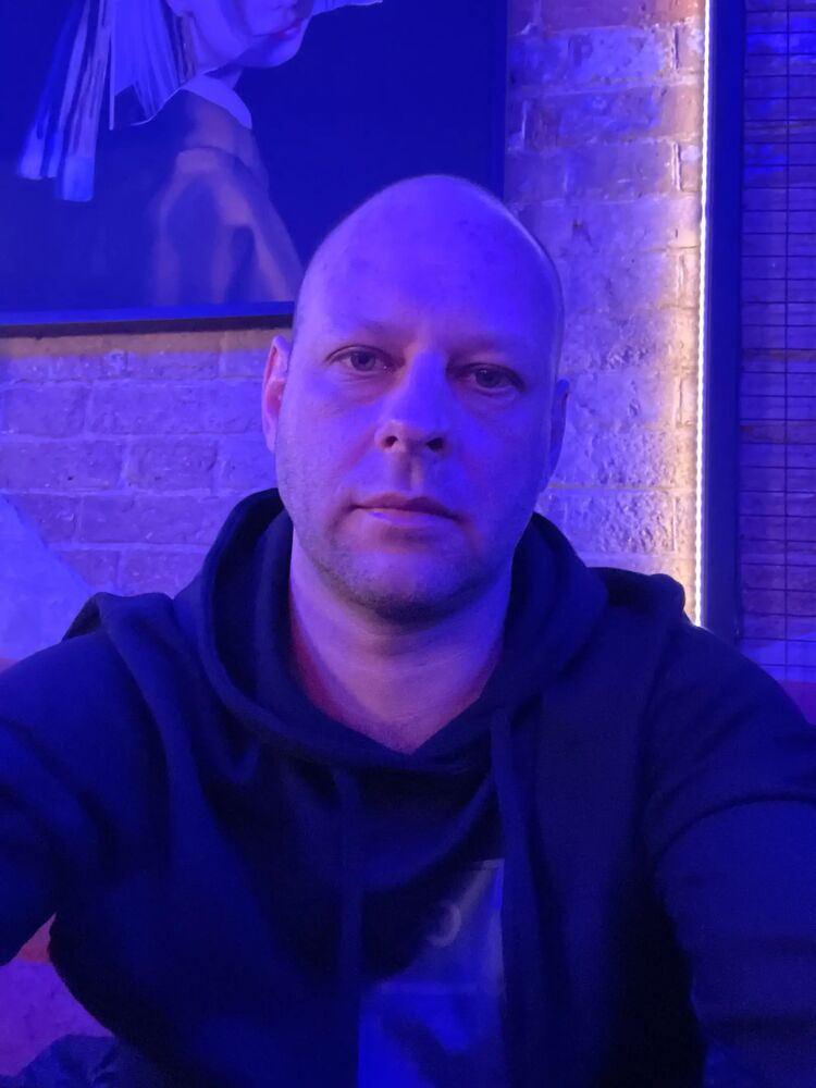  42455887  , 43 ,    