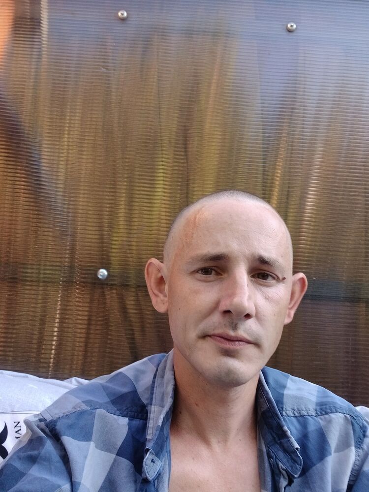  52958527  , 33 ,    