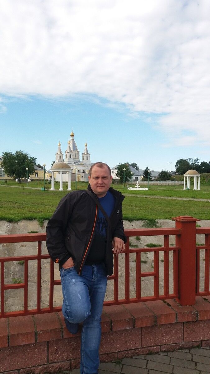  ,   Vitalij, 47 ,   ,   , c 