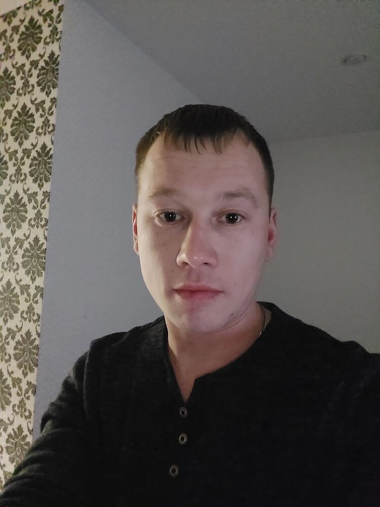  28314677  Alexander, 32 ,    