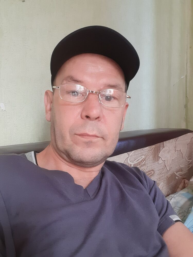  ,   Eduard, 49 ,     , c 