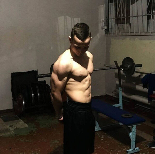  15450467  Vlad, 30 ,     