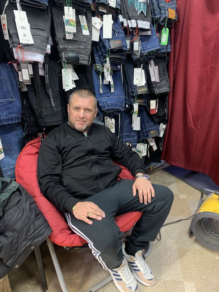  54038697  Alex, 39 ,    