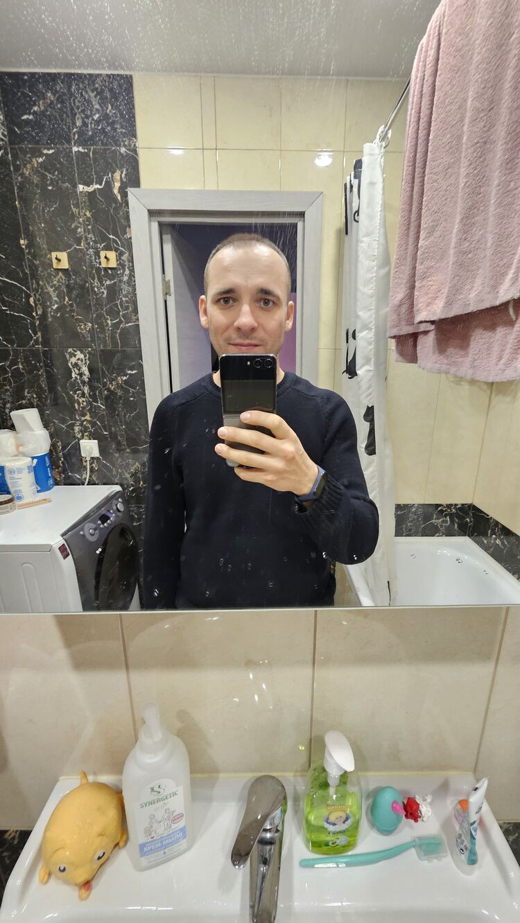  50273247  , 36 ,    -