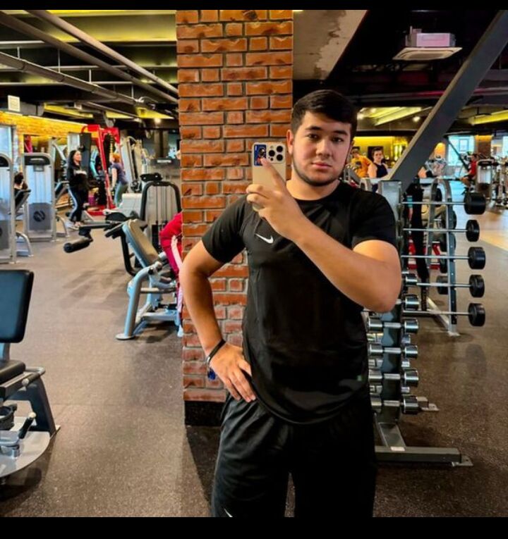  -,   Bayess, 23 ,   ,   
